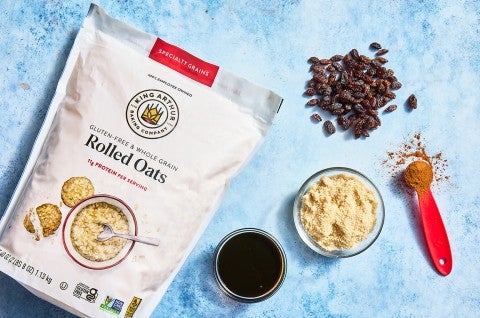 The ingredients of Oatmeal Raisin Cookie Bars - select to zoom